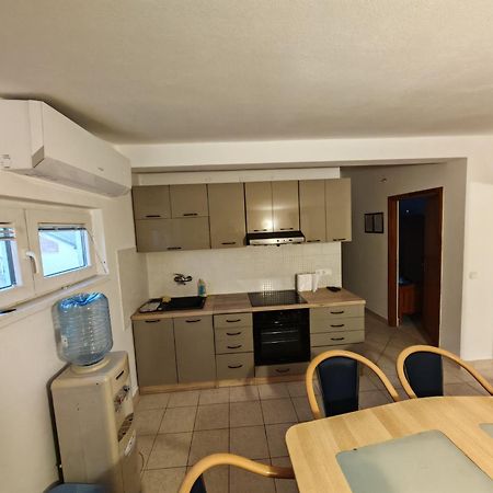 Apartman Maja วีร์ ภายนอก รูปภาพ