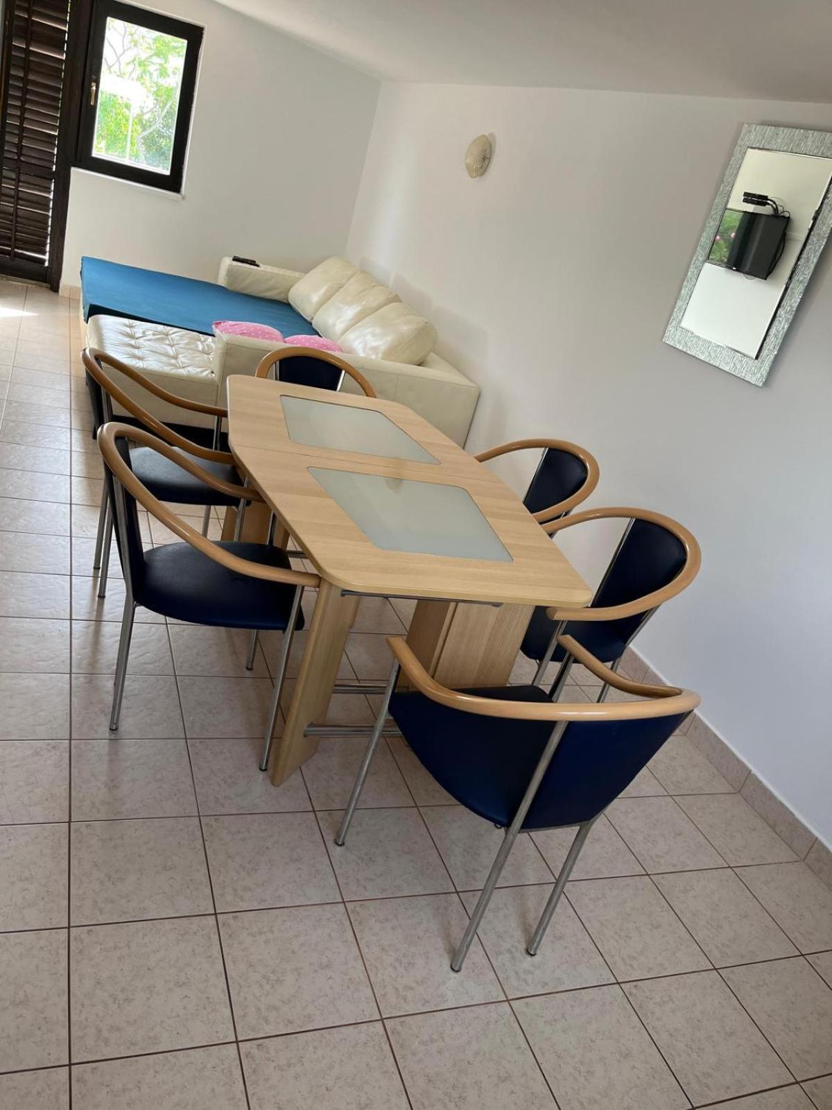Apartman Maja วีร์ ภายนอก รูปภาพ