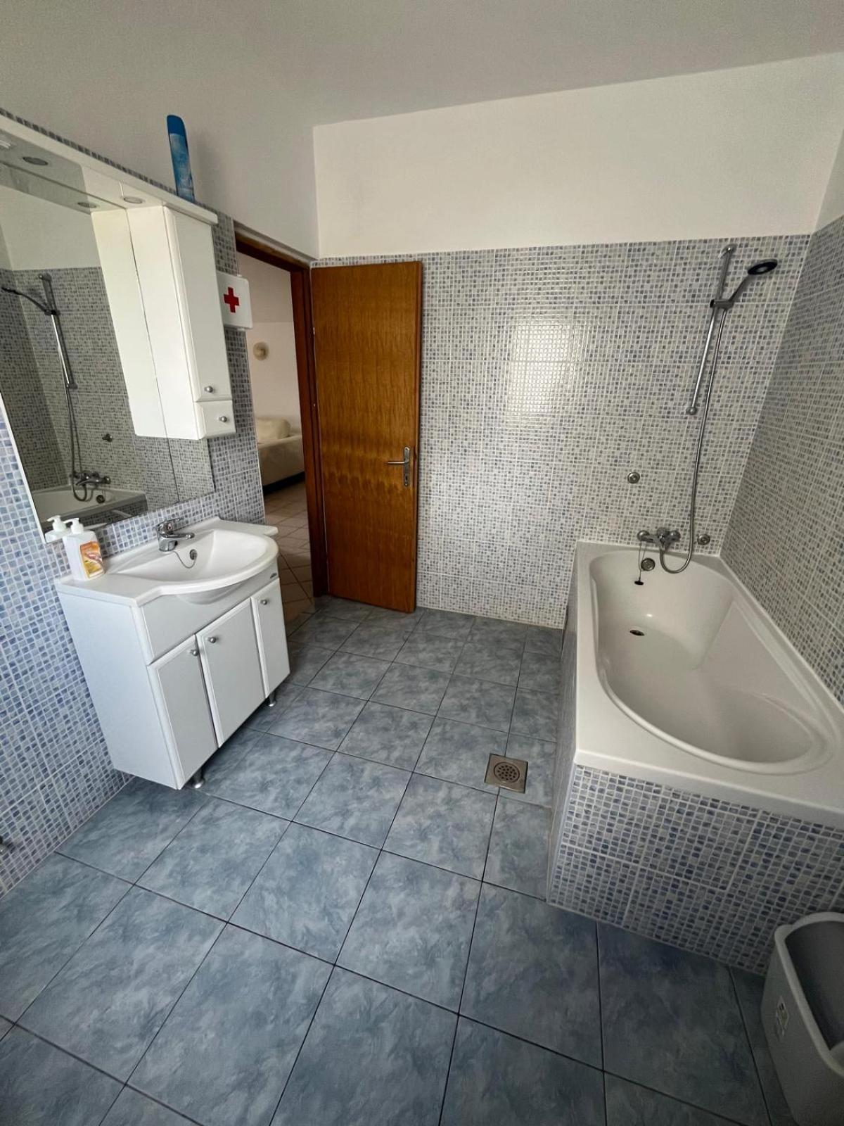 Apartman Maja วีร์ ภายนอก รูปภาพ